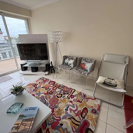 Apartment Laetitia - - Et Commerces Mae-9563