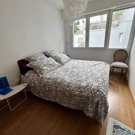 Laetitia - - Et Commerces Mae-9563 Apartment *